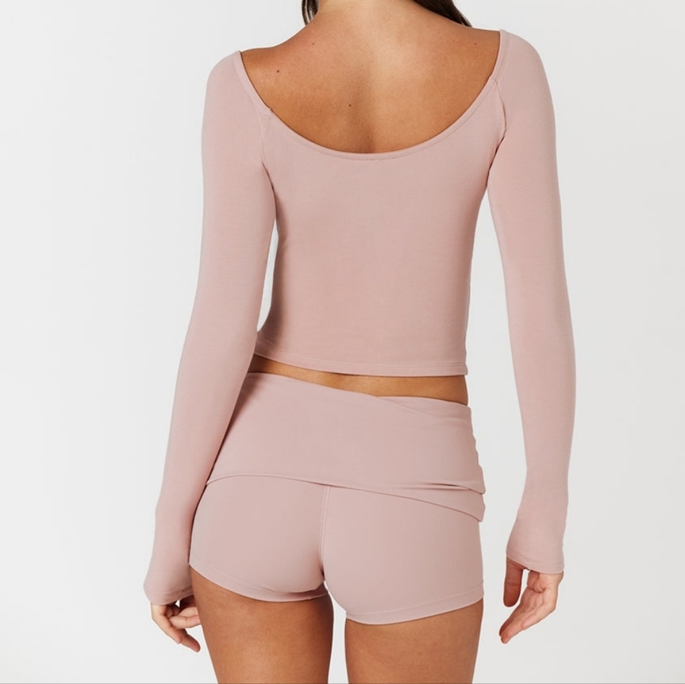 CSB - Off Shoulder Wrap Long Sleeve Top - Dusty Pink - M - Picture 3 of 4